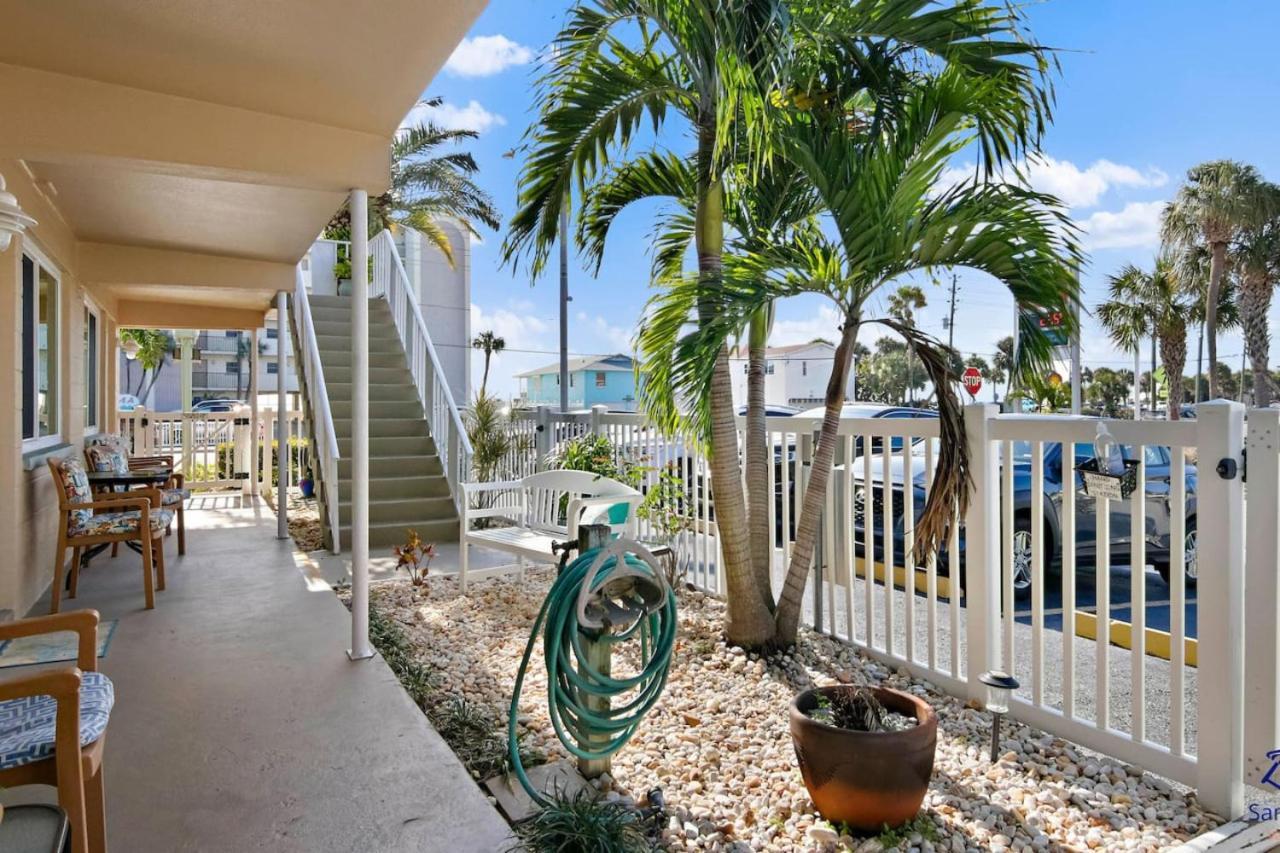 Madeira Beach Tropic Breeze Unit 17 Second Floor Villa St. Pete Beach Exterior photo